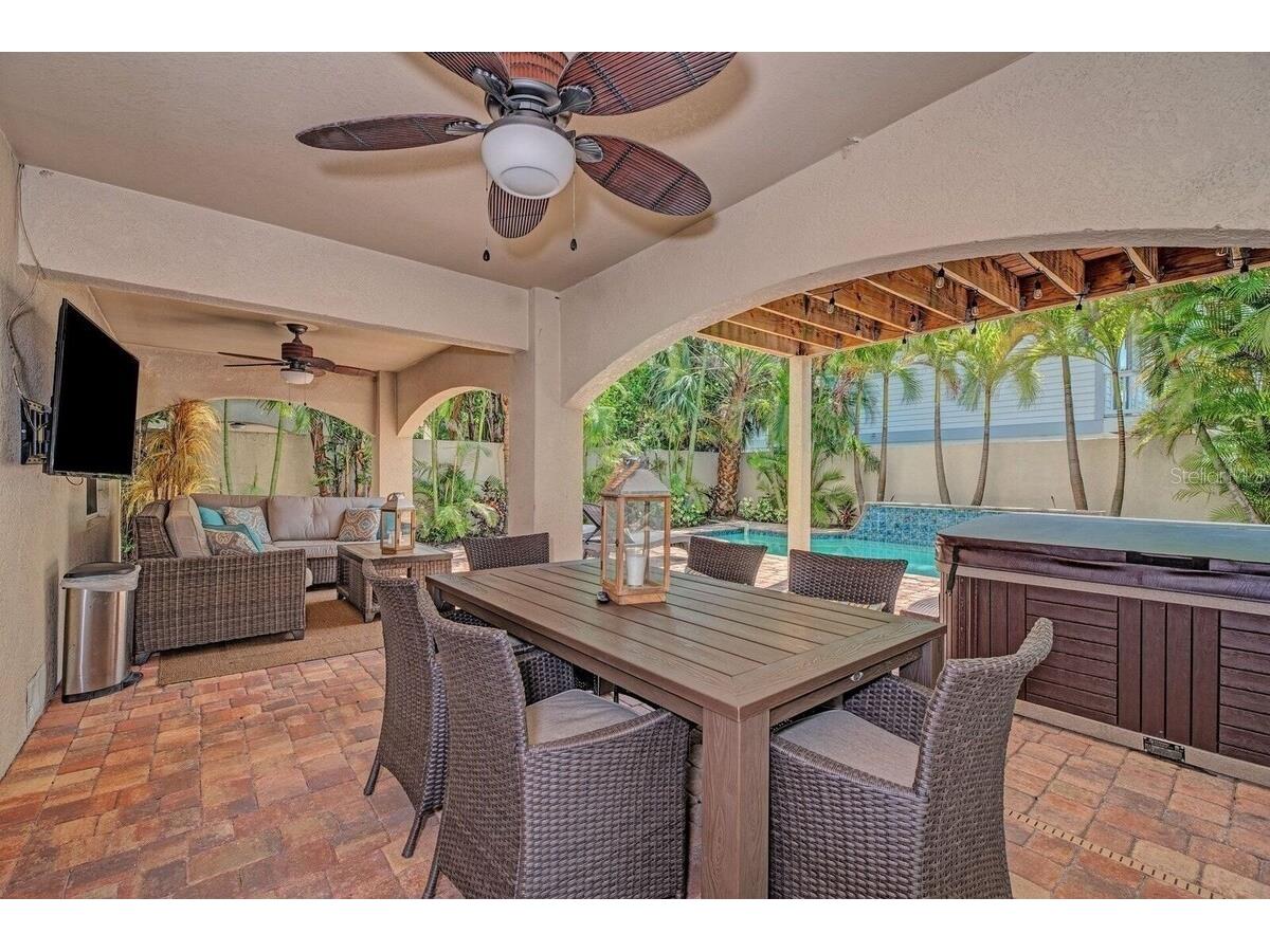 4118 5th Avenue Holmes Beach FL 34217 A4687756 image32