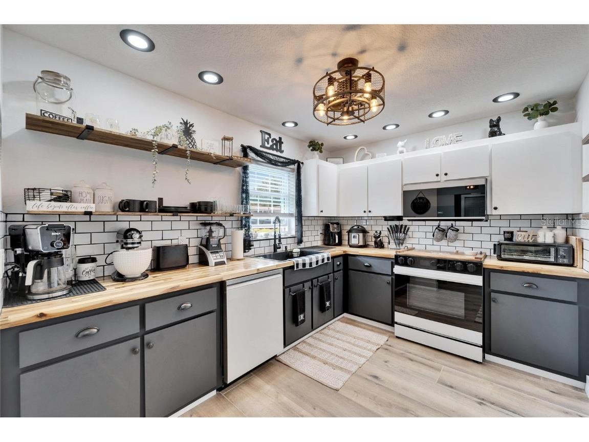 4118 Ramona Drive Spring Hill FL 34606 TB8358833 image12