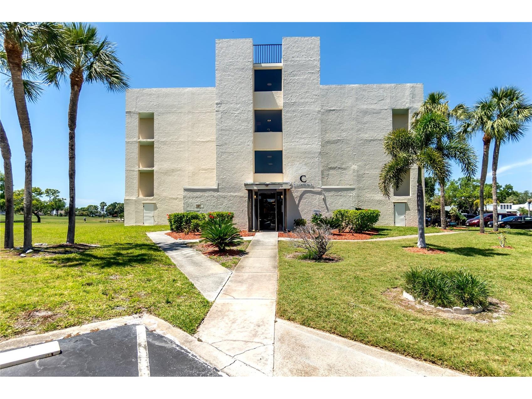 4119 61st Avenue Terrace W #102 Bradenton FL 34210 A4683812 image1