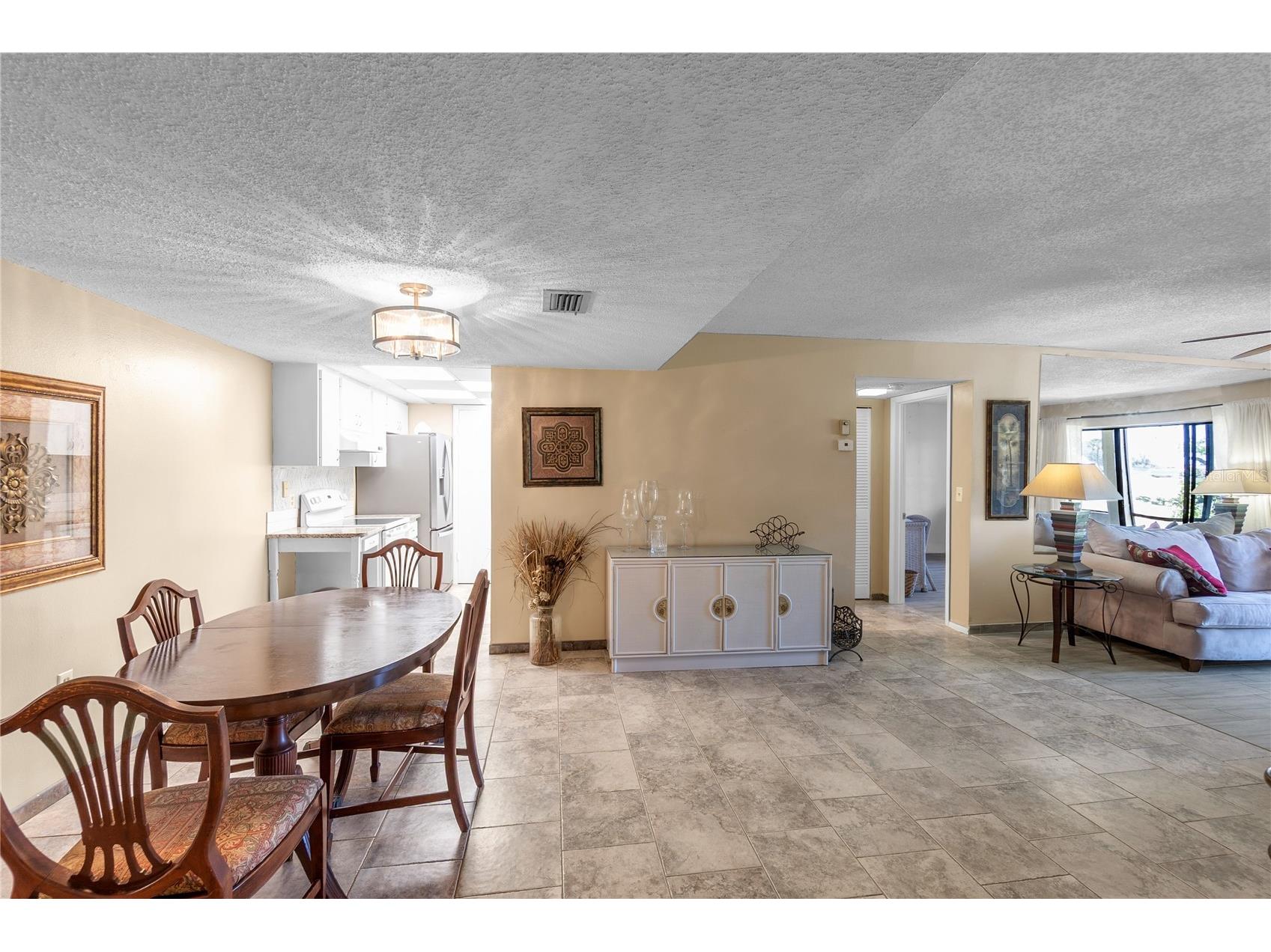 4119 61st Avenue Terrace W #102 Bradenton FL 34210 A4692329 image2