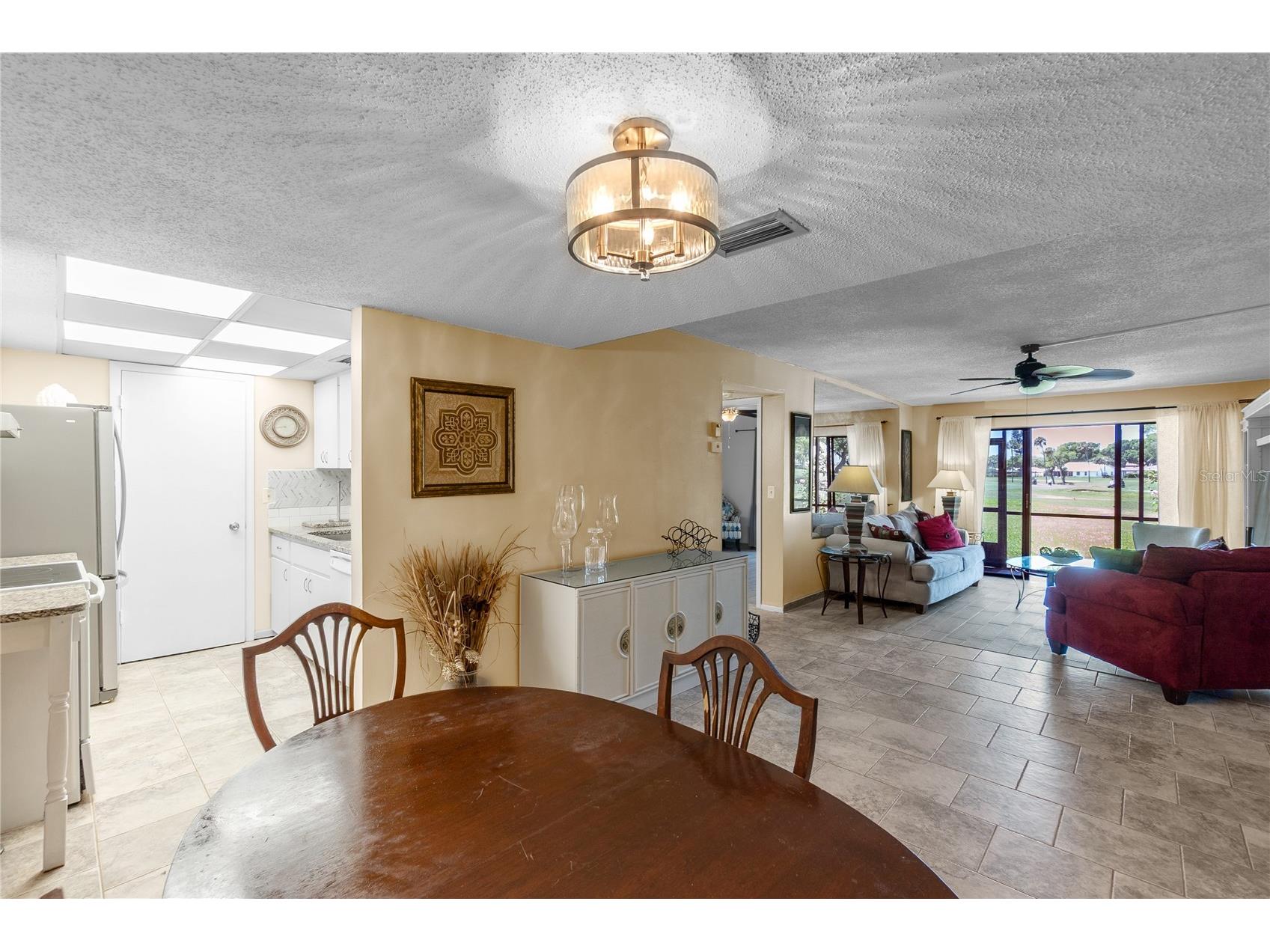 4119 61st Avenue Terrace W #102 Bradenton FL 34210 A4692329 image3