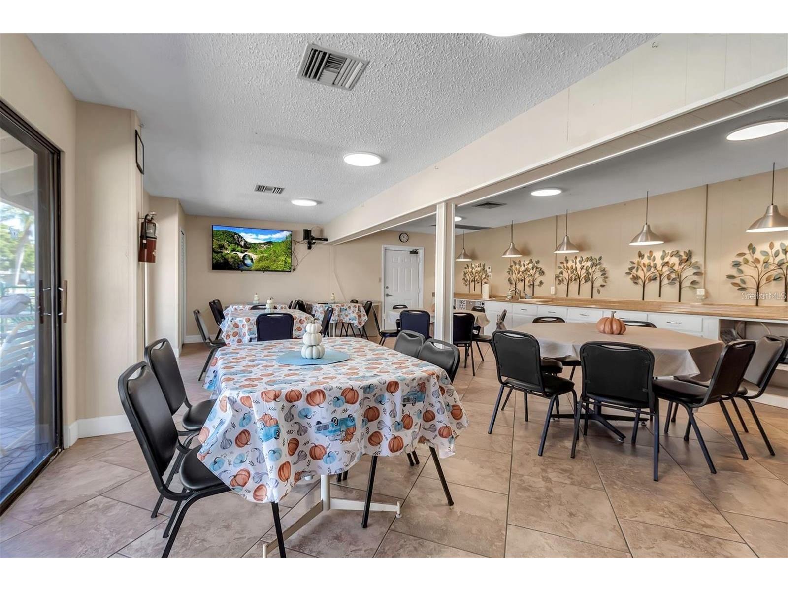 4119 61st Avenue Terrace W #102 Bradenton FL 34210 A4692329 image30