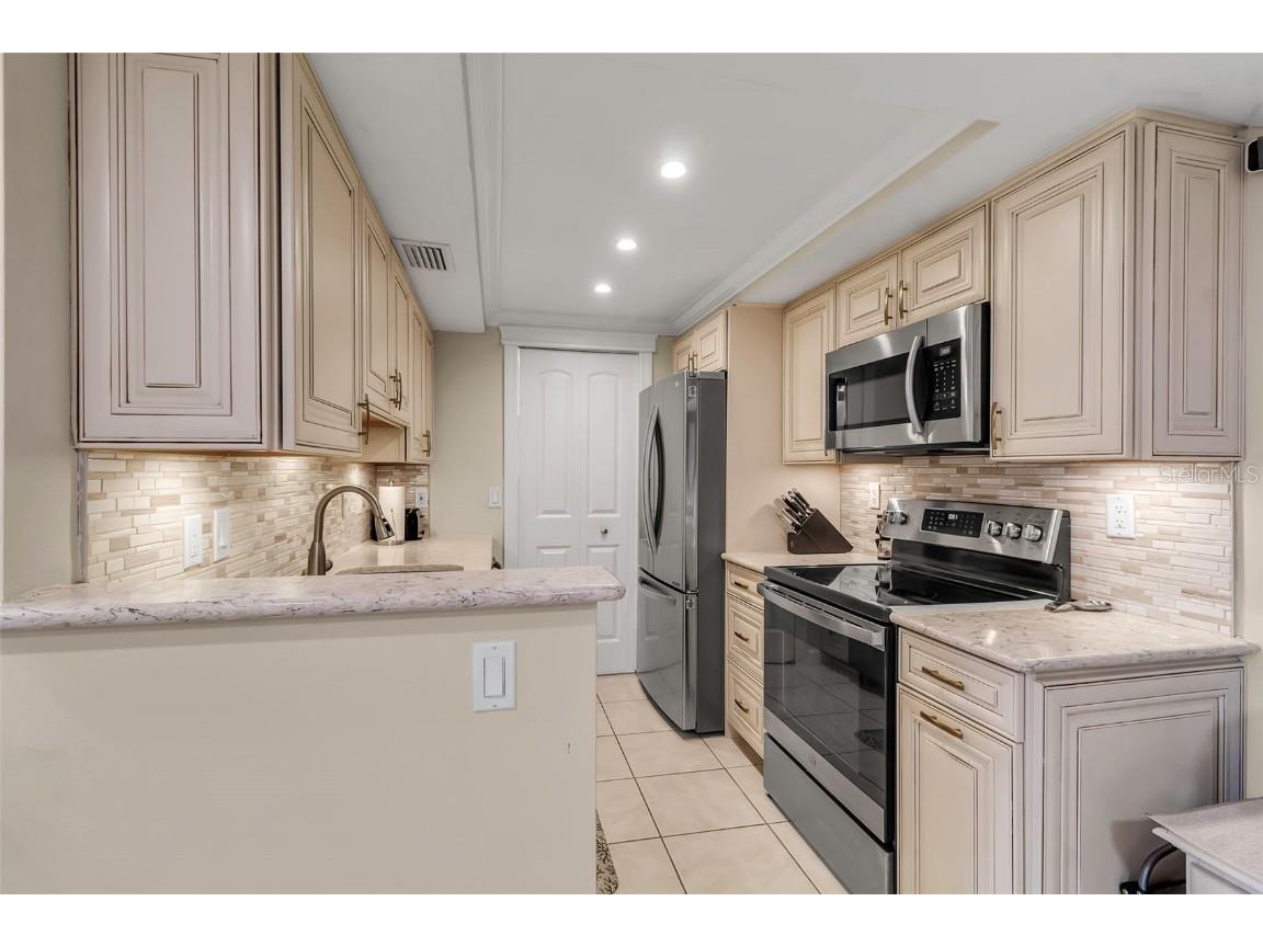 4119 61st Avenue Terrace W #105 Bradenton FL 34210 A4629800 image11