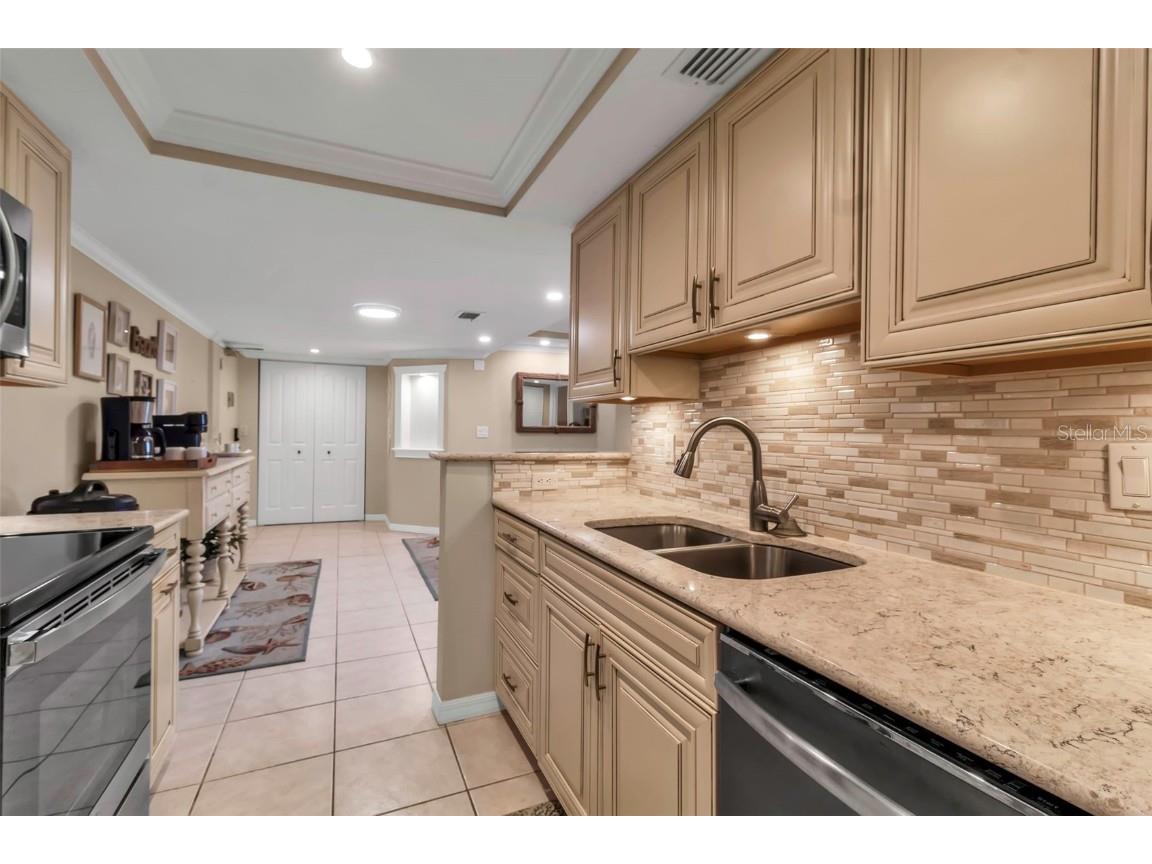 4119 61st Avenue Terrace W #105 Bradenton FL 34210 A4629800 image14