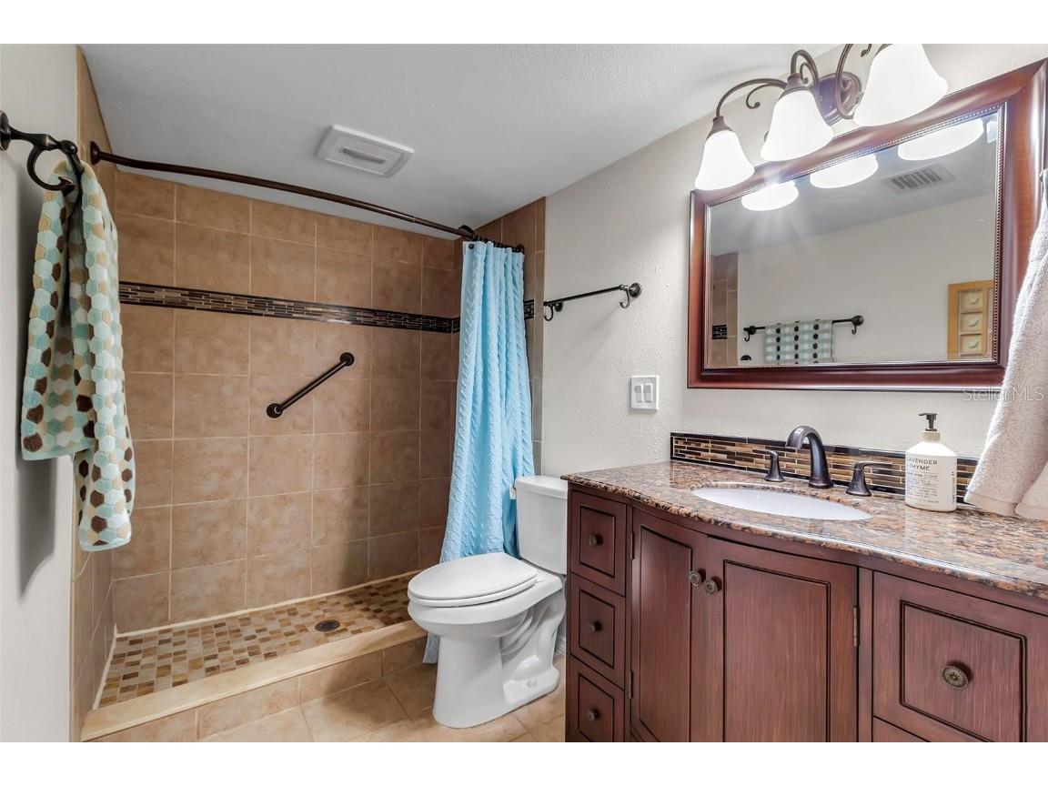 4119 61st Avenue Terrace W #105 Bradenton FL 34210 A4629800 image29