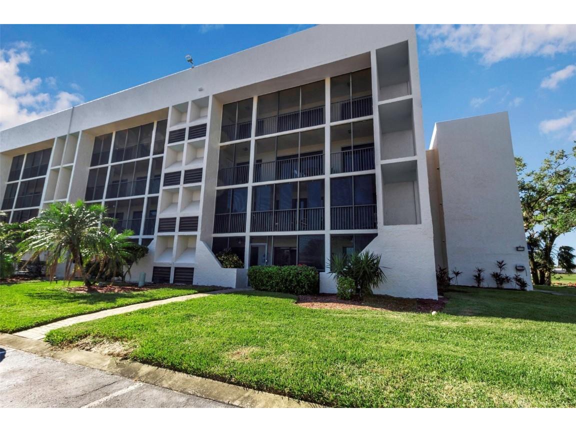 4119 61st Avenue Terrace W #105 Bradenton FL 34210 A4629800 image4