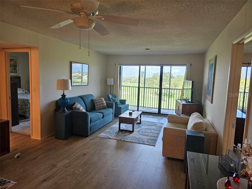 4119 61st Avenue Terrace W #404 Bradenton FL 34210 A4662624 image2