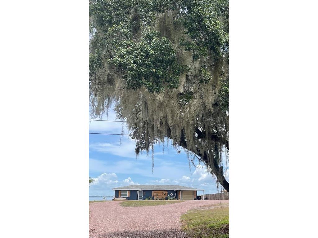 4119 Chambers Street Lake Wales FL 33898 - LAKE WALK IN THE WATER T3456836 image1