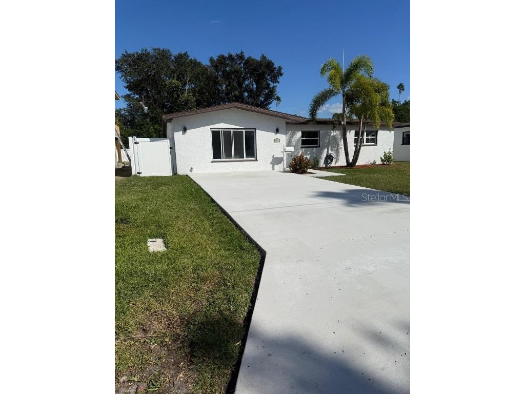 4119 Harrisburg Street NE Saint Petersburg FL 33703 TB8454424 image1