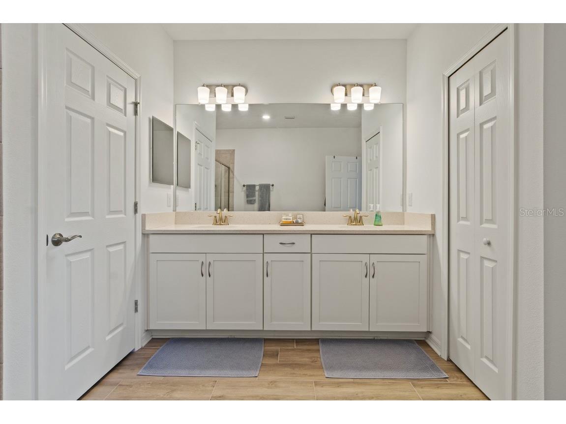 4119 Via Sienna Circle Sarasota FL 34243 TB8460377 image20