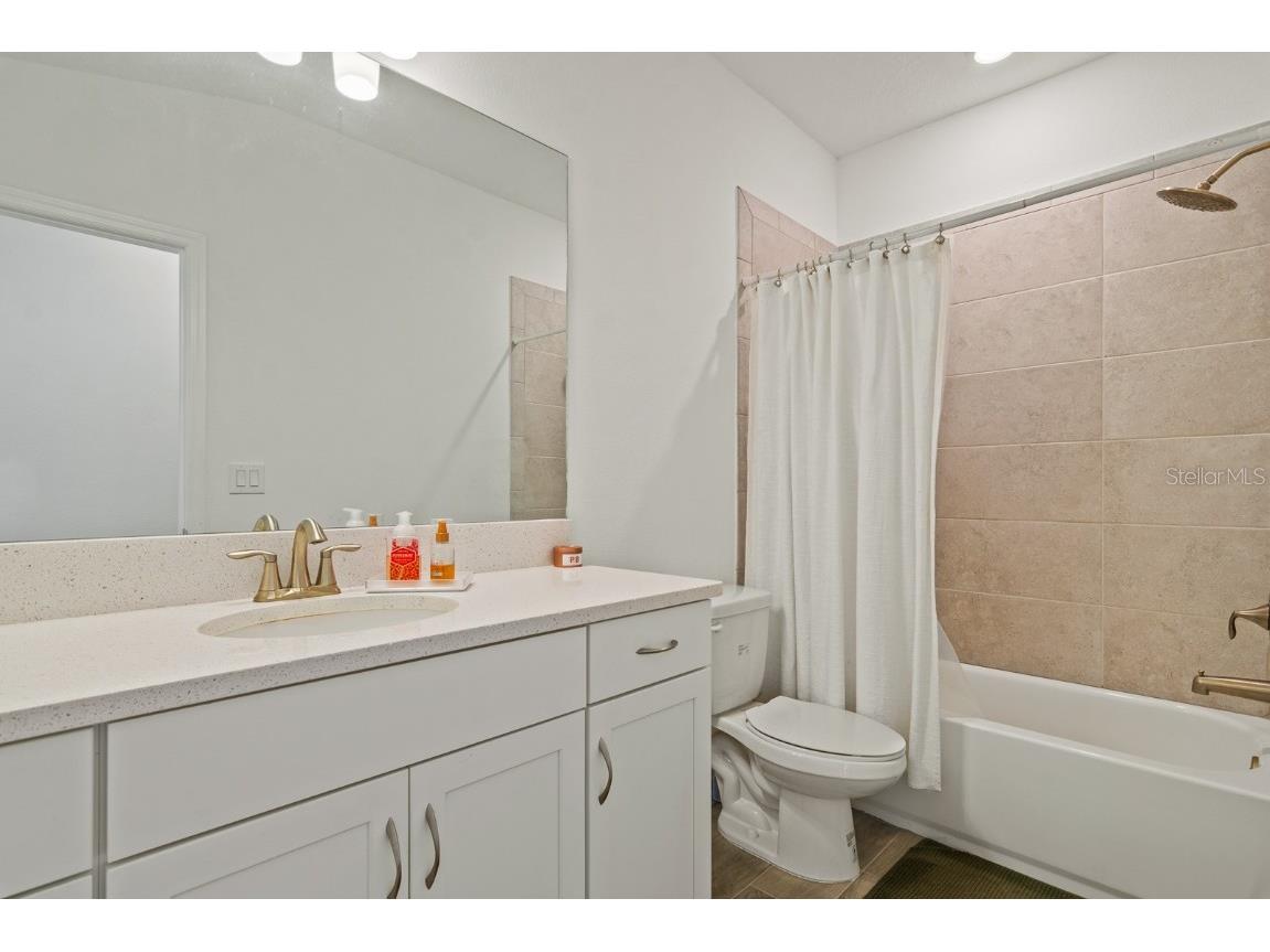 4119 Via Sienna Circle Sarasota FL 34243 TB8460377 image24