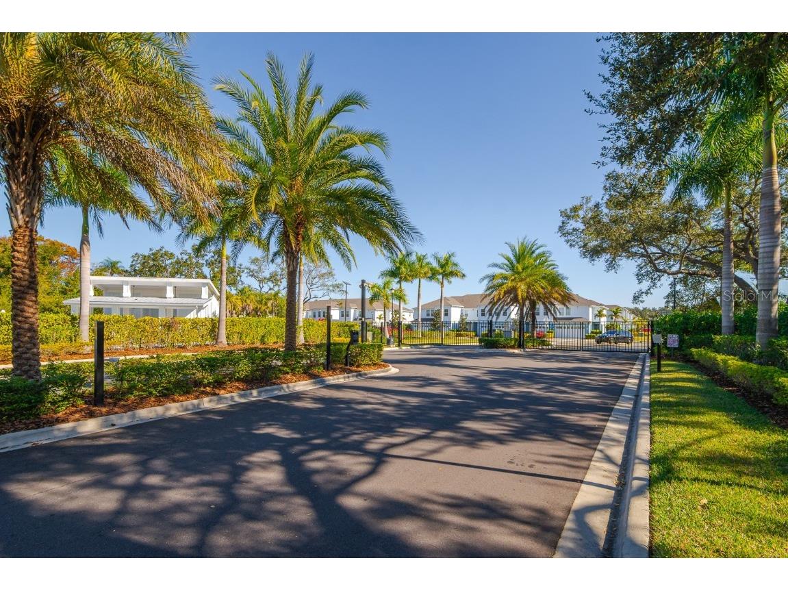 4119 Via Sienna Circle Sarasota FL 34243 TB8460377 image35
