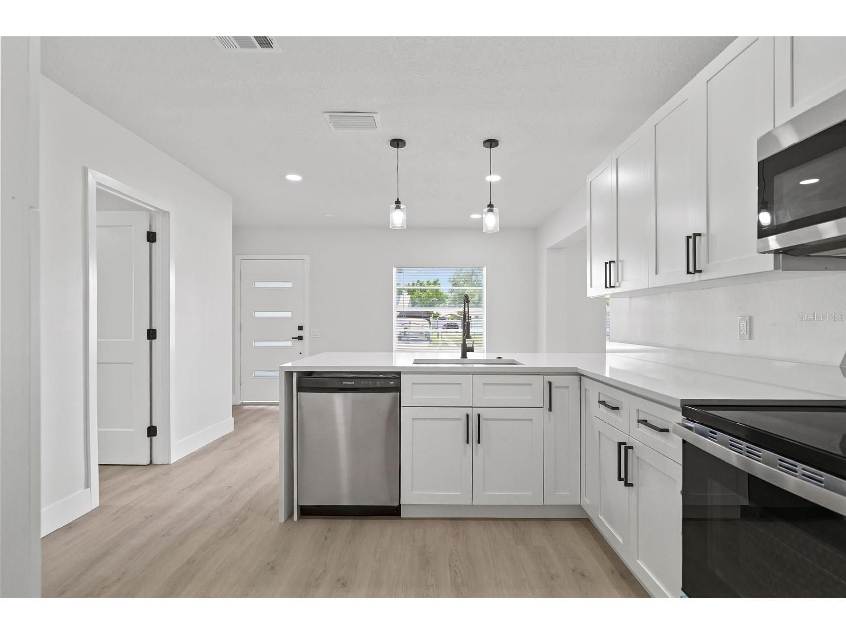 412 20th Avenue W Palmetto FL 34221 TB8529712 image10