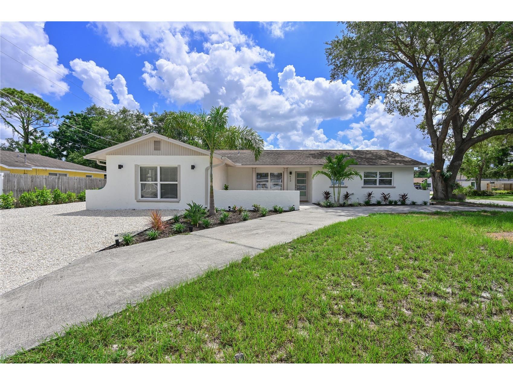 412 Bailey Road Sarasota FL 34237 A4662322 image1