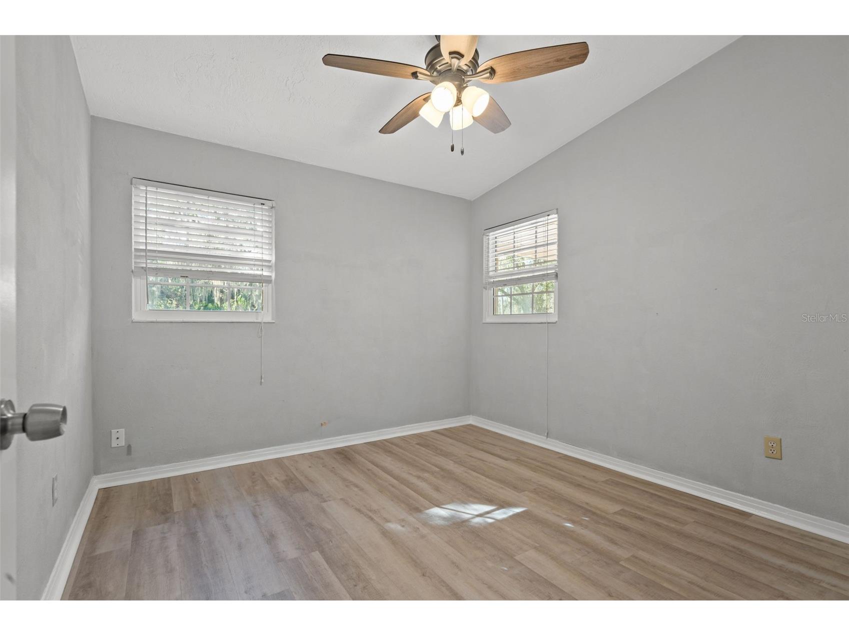 412 Berwick Avenue Temple Terrace FL 33617 TB8476262 image21