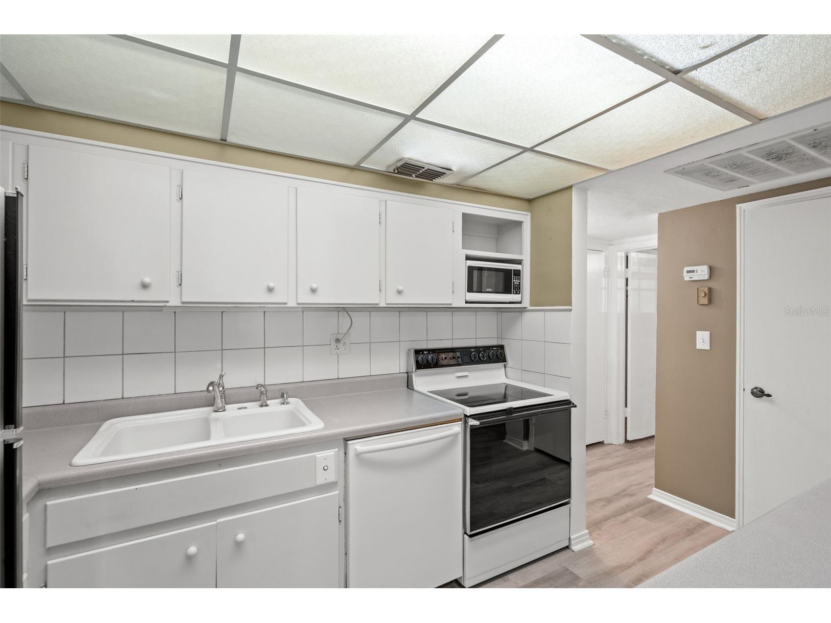 412 Berwick Avenue Temple Terrace FL 33617 TB8476262 image30