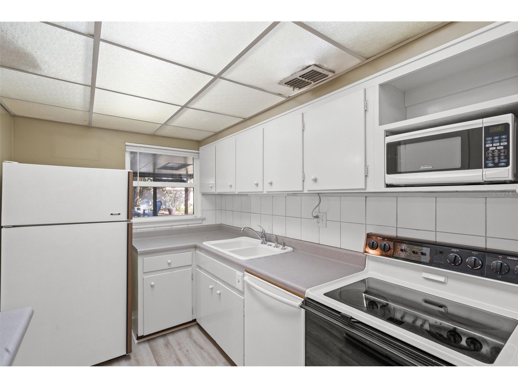 412 Berwick Avenue Temple Terrace FL 33617 TB8476262 image31