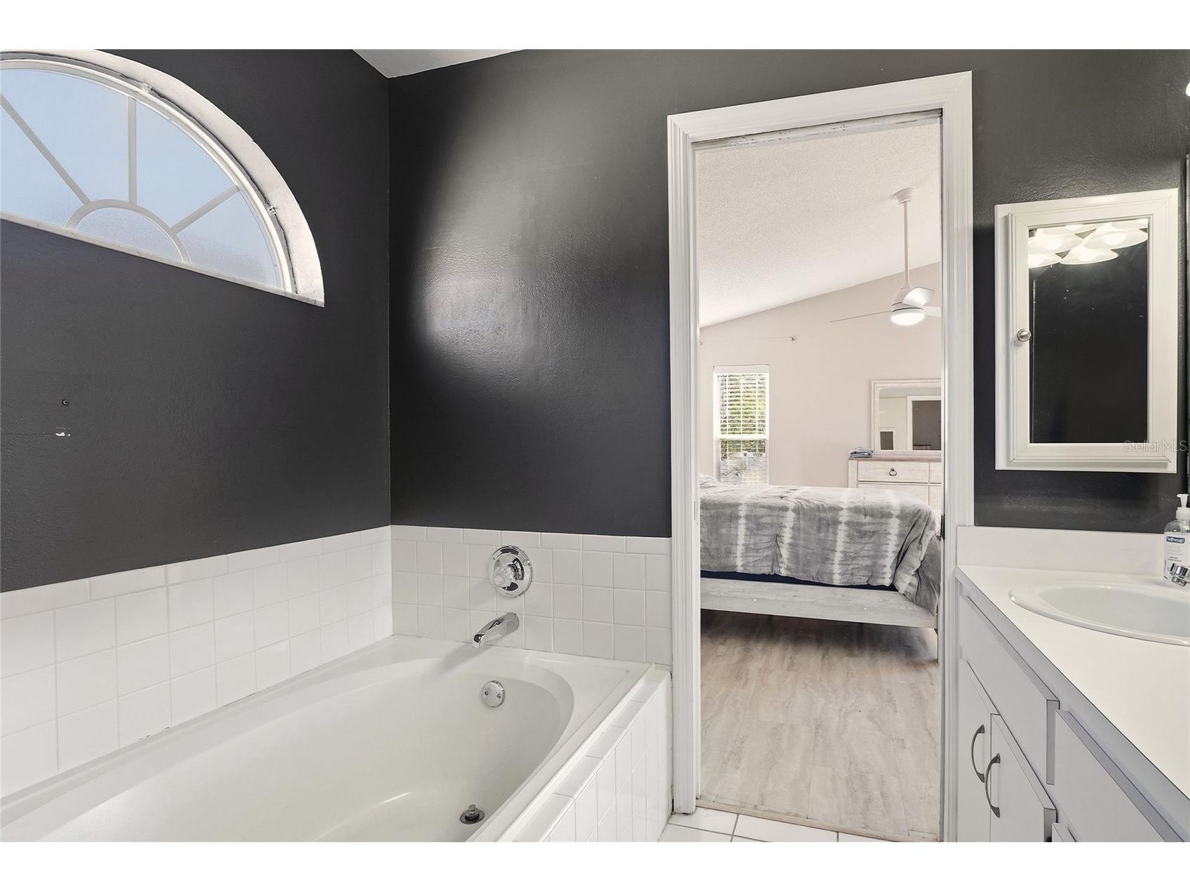 412 Emerald Cove Loop Lakeland FL 33813 L4958355 image25
