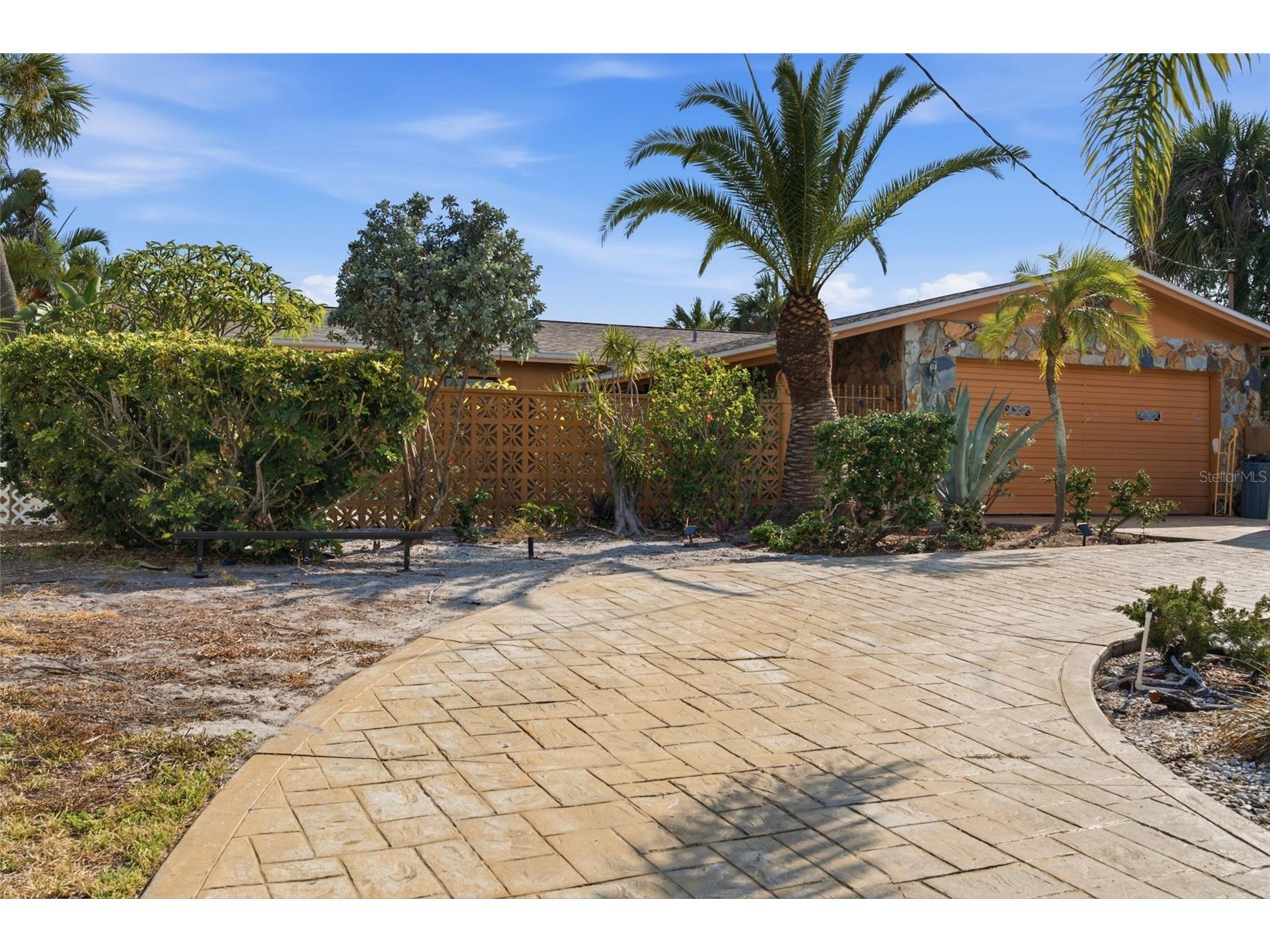 412 Hermosita Drive Saint Petersburg FL 33706 TB8527042 image3