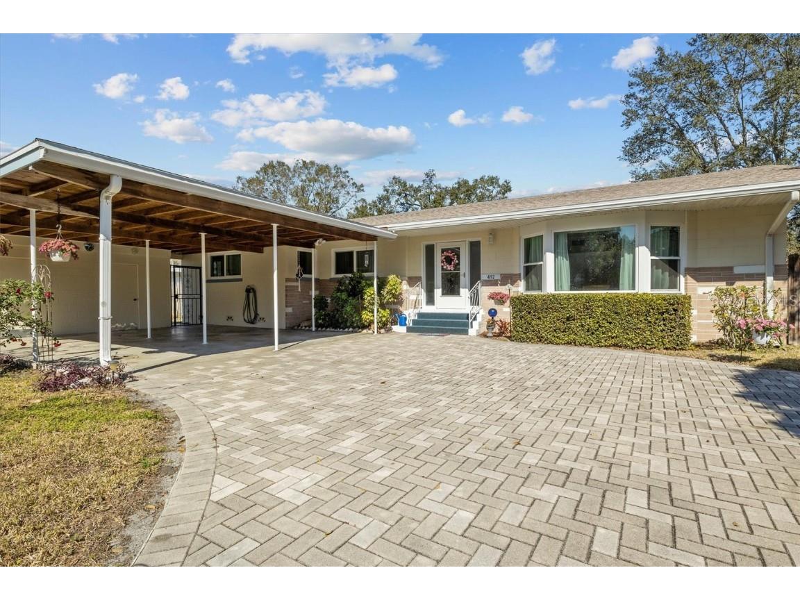 412 Hillcrest Drive SE Winter Haven FL 33884 P4933552 image1