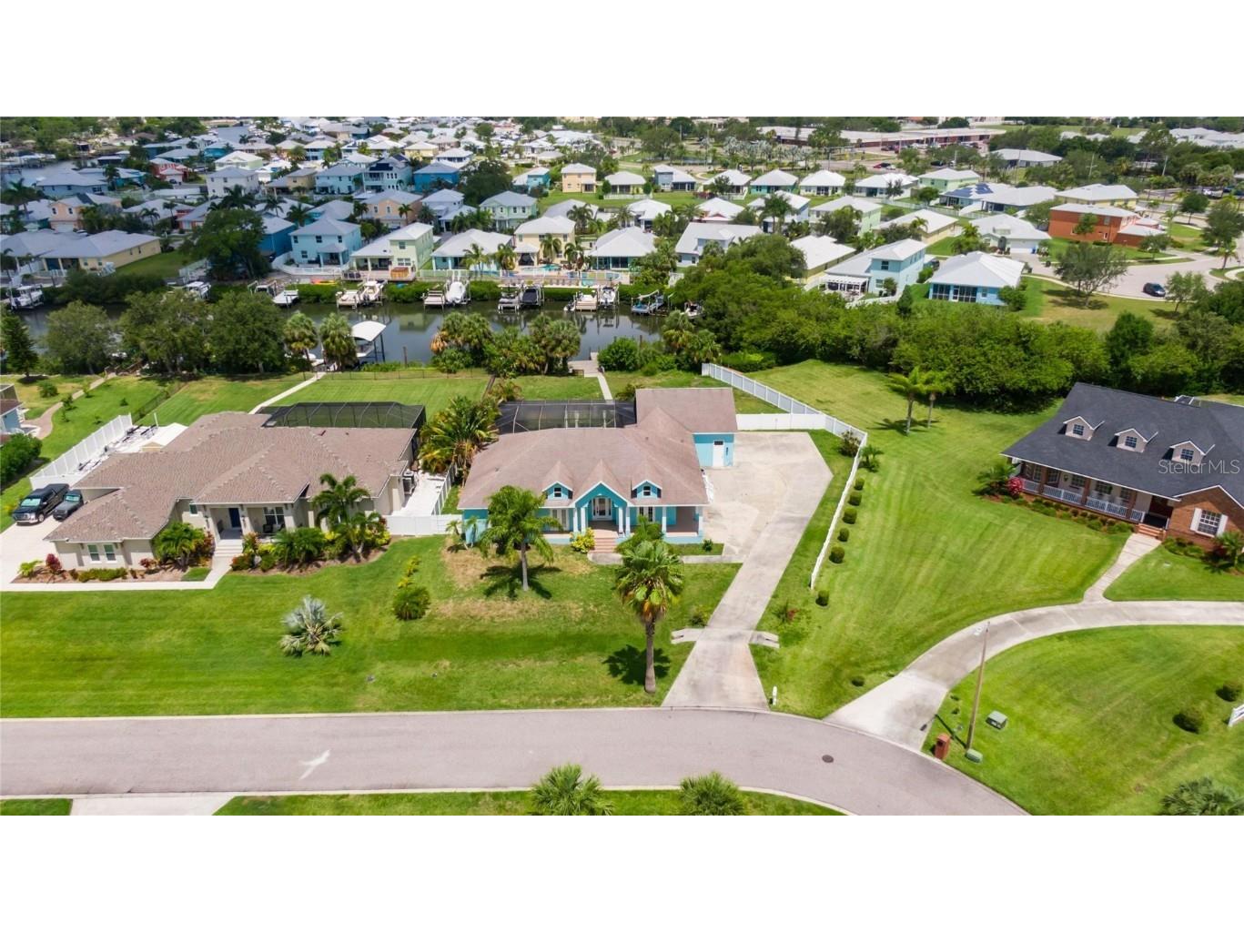 412 Island Cay Way Apollo Beach FL 33572 T3448757 image1