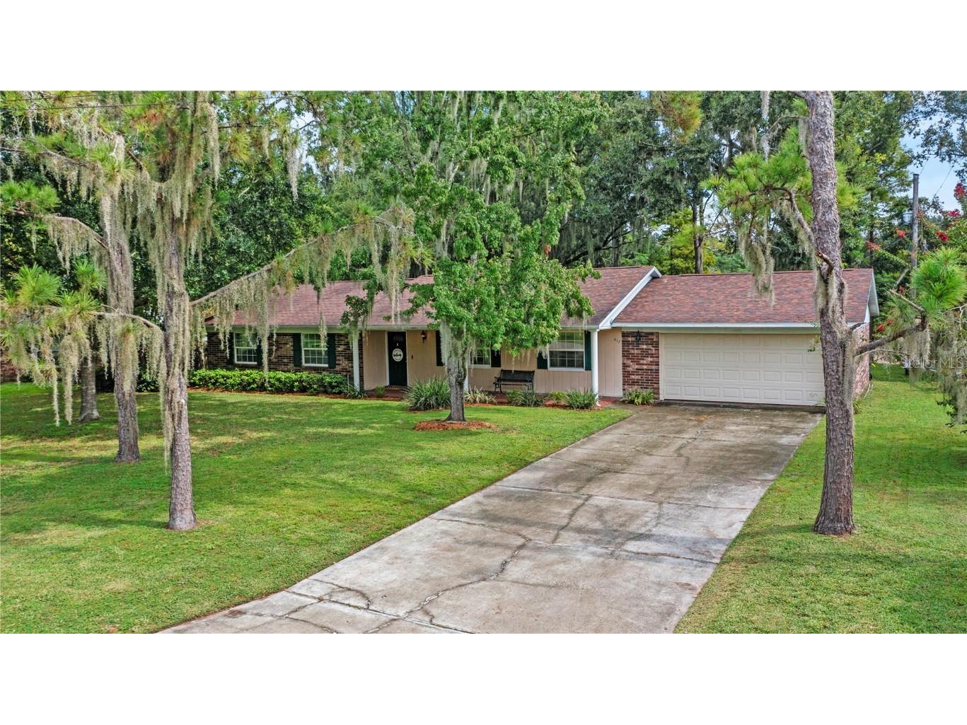 412 Lake Drive Lakeland FL 33813 L4955689 image1