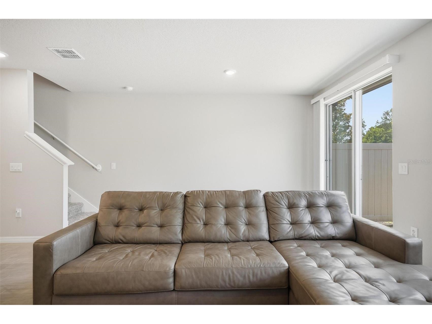 412 Legacy Loop Davenport FL 33896 FC318867 image24