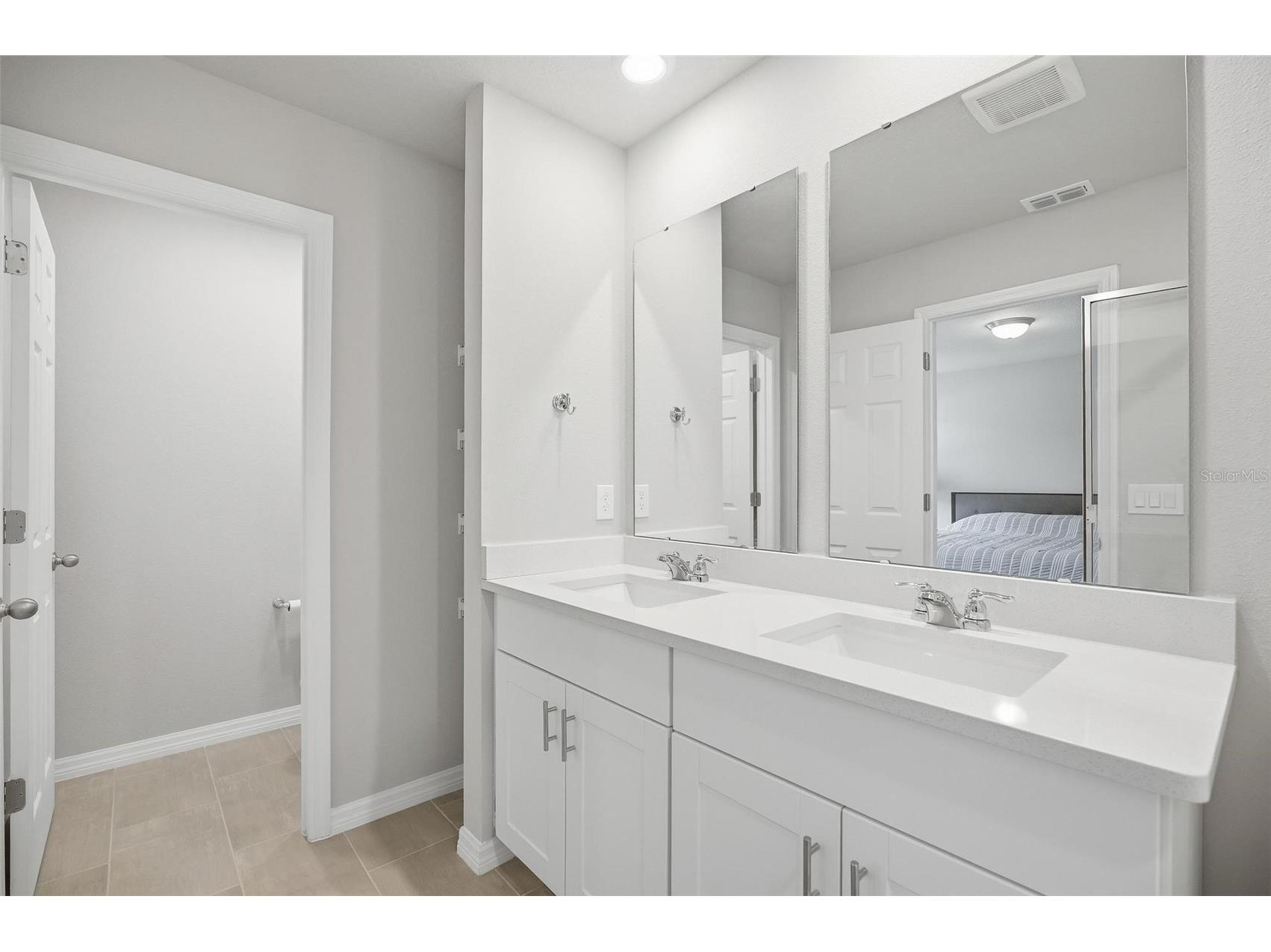 412 Legacy Loop Davenport FL 33896 FC318867 image40