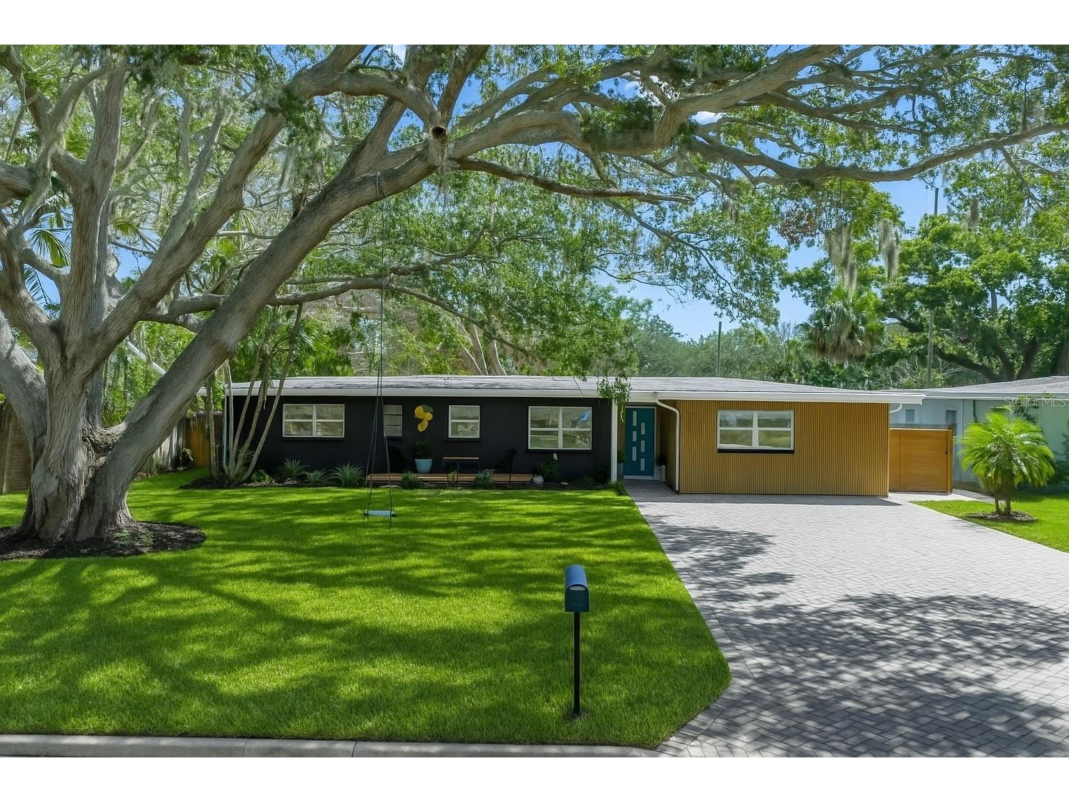 412 Mira Vista Drive Dunedin FL 34698 TB8434804 image1