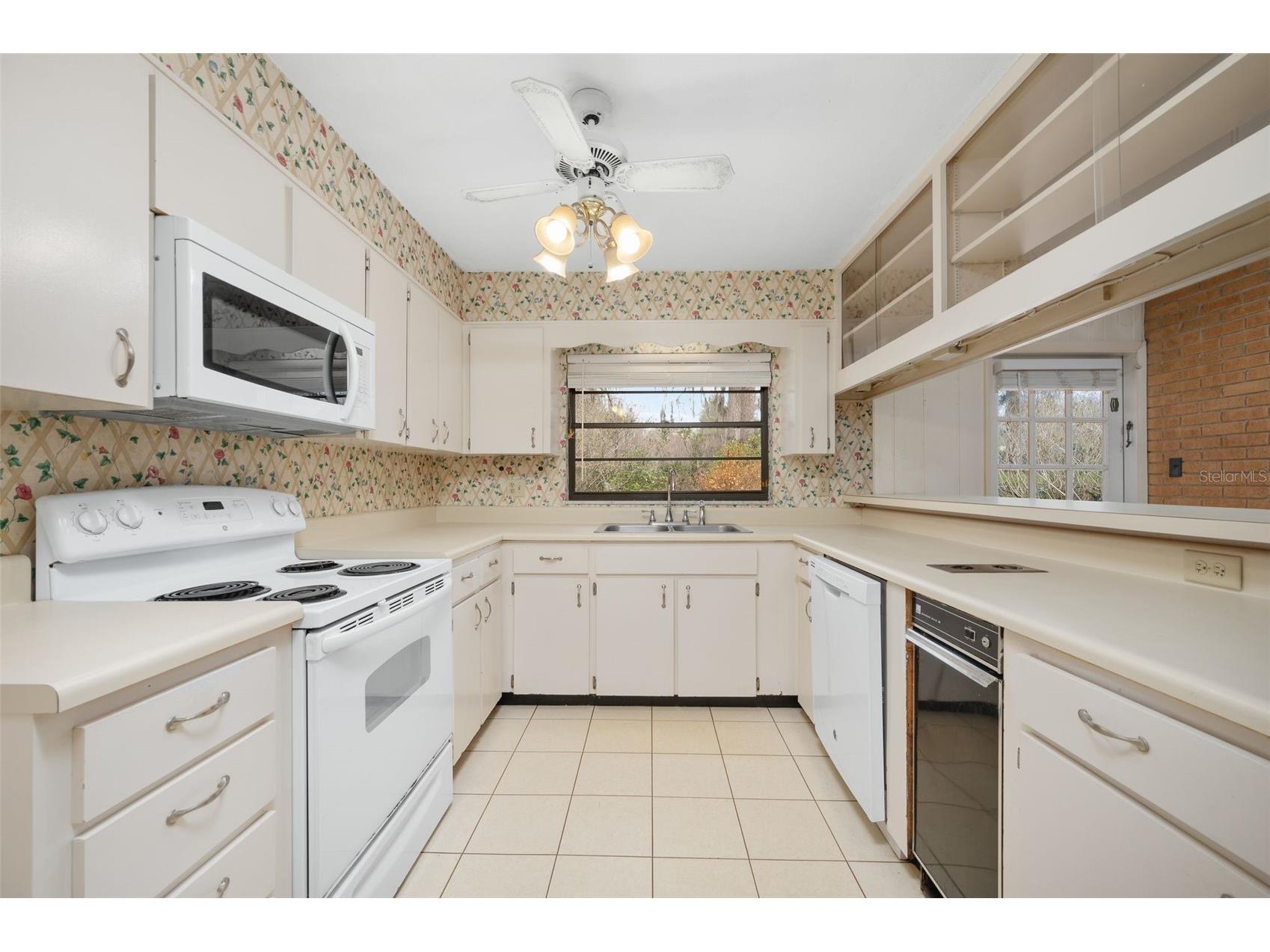 412 NW 46th Street Gainesville FL 32607 GC537658 image14
