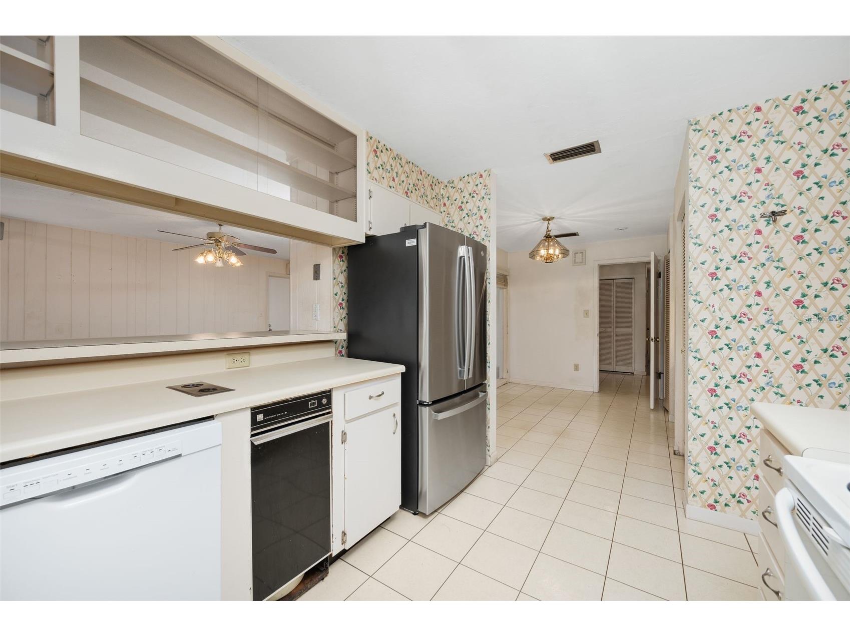 412 NW 46th Street Gainesville FL 32607 GC537658 image17