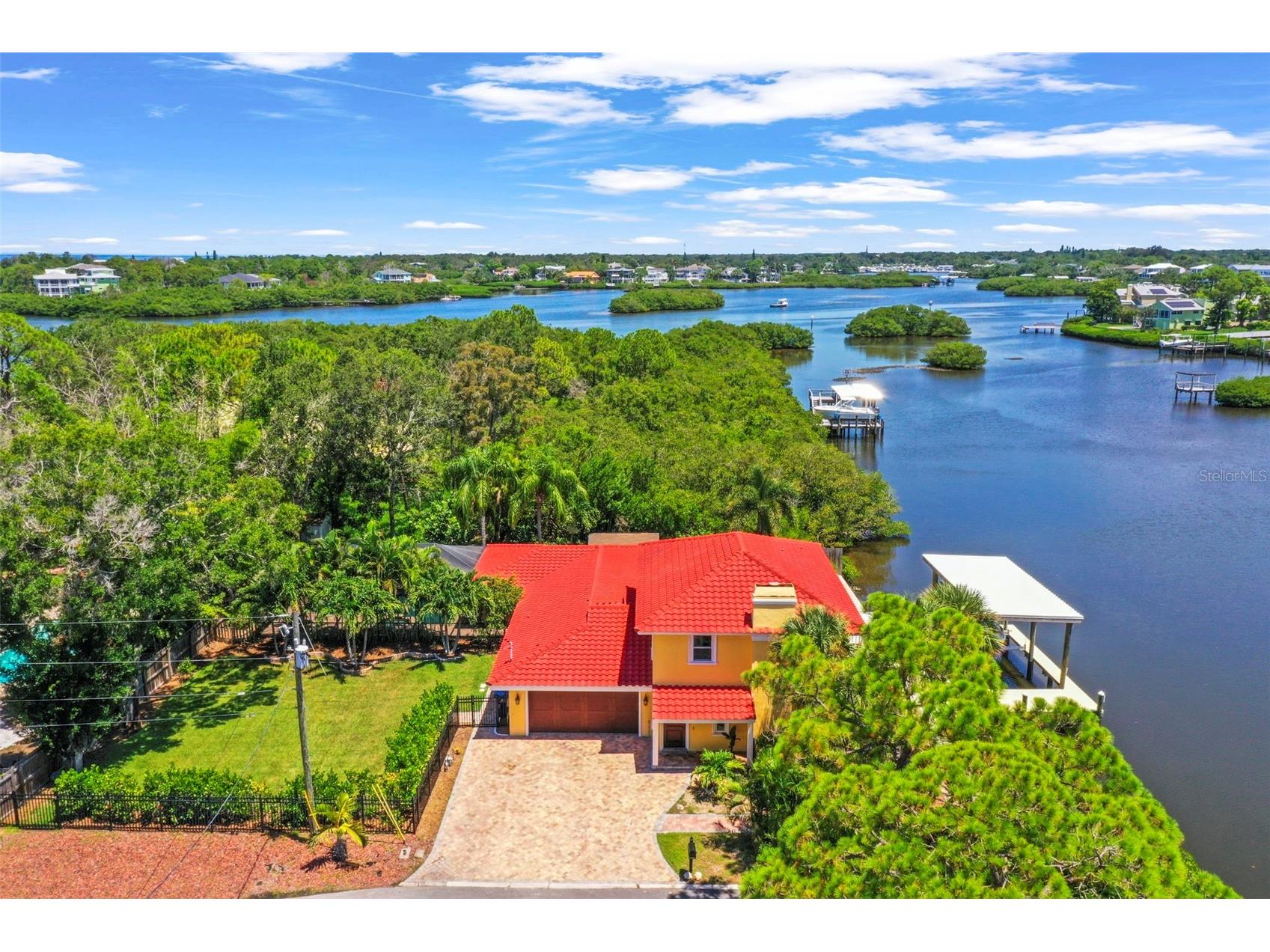 412 Orchid Lane Palm Harbor FL 34683 - SOUTHERLAND BAYOU TB8500780 image1