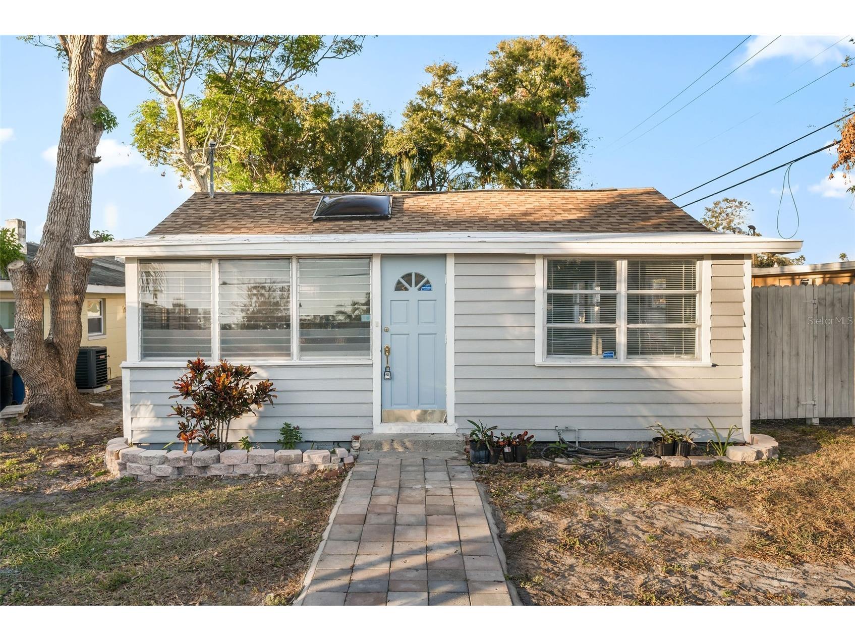 412 Pleasant Street Clearwater FL 33755 TB8499057 image1