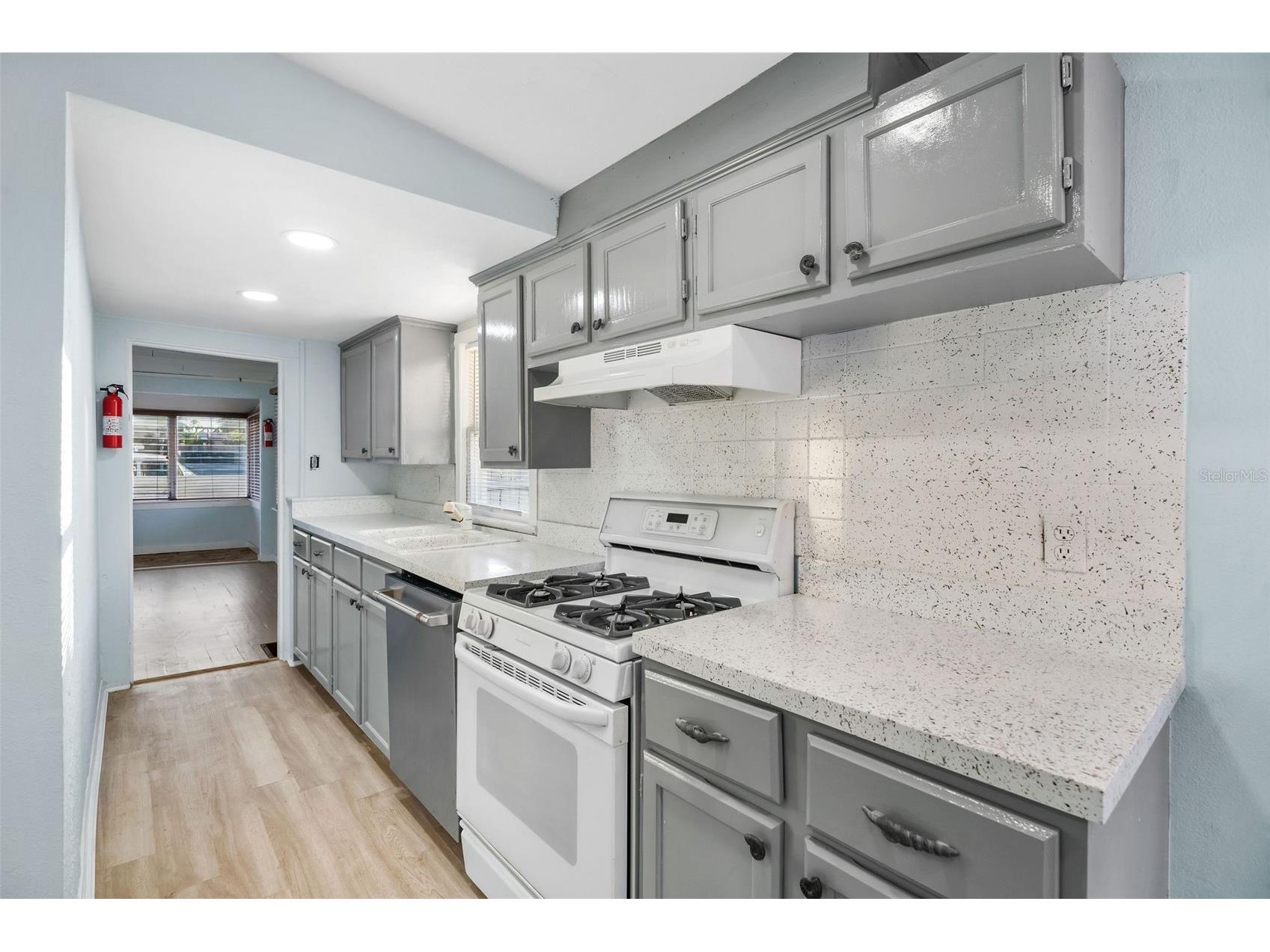 412 Pleasant Street Clearwater FL 33755 TB8499057 image5