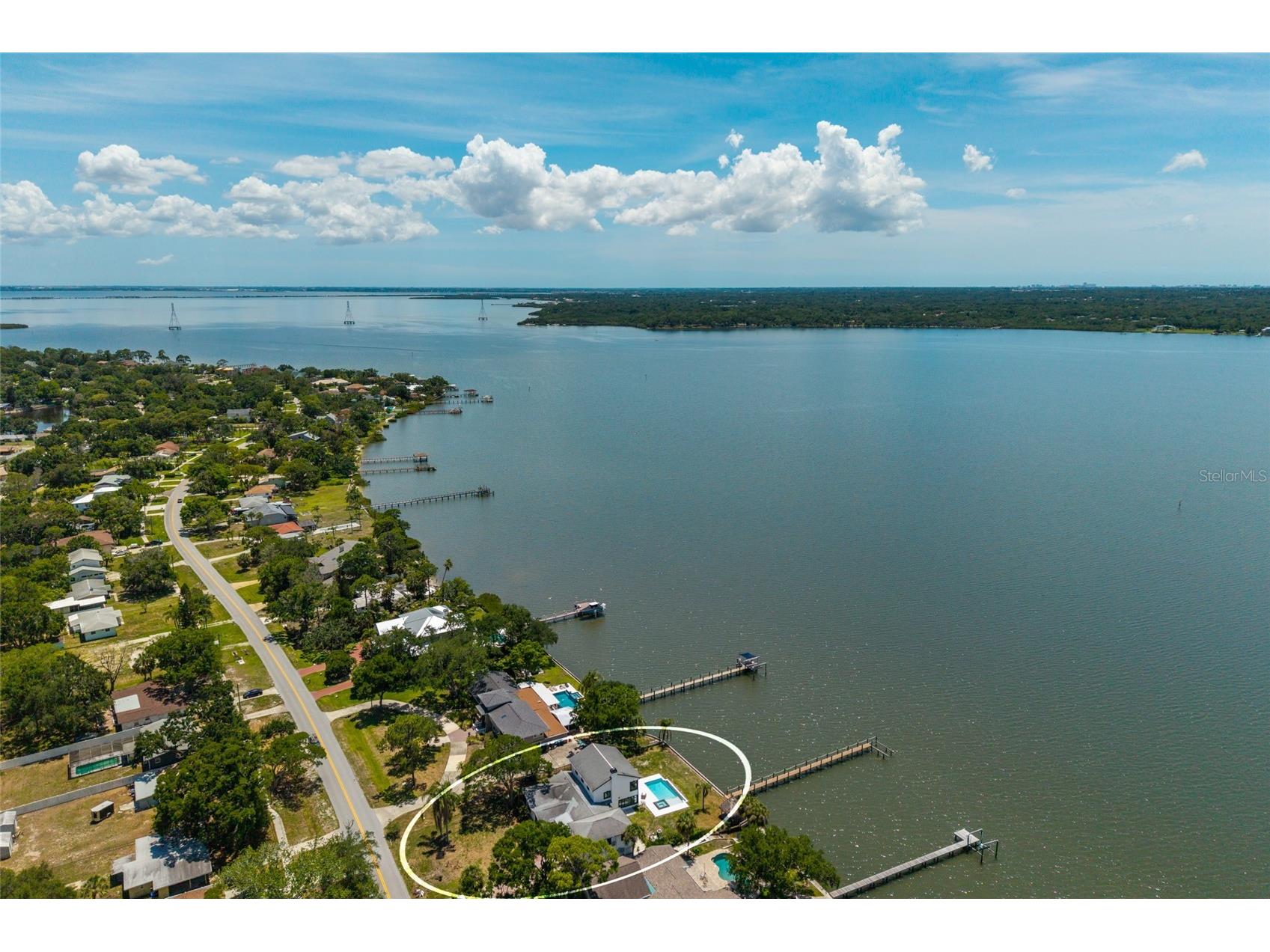 412 Shore Drive E Oldsmar FL 34677 TB8512698 image1