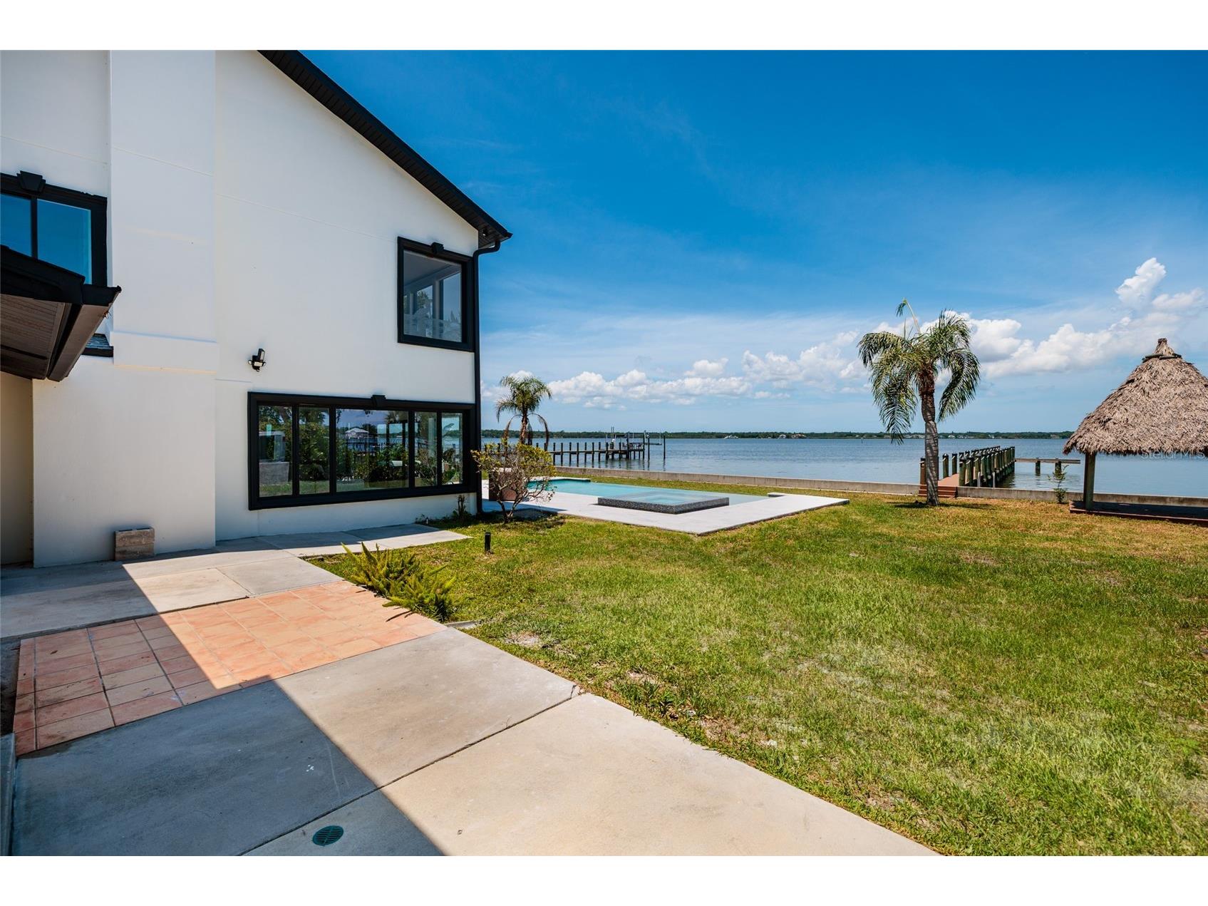 412 Shore Drive E Oldsmar FL 34677 TB8512698 image35