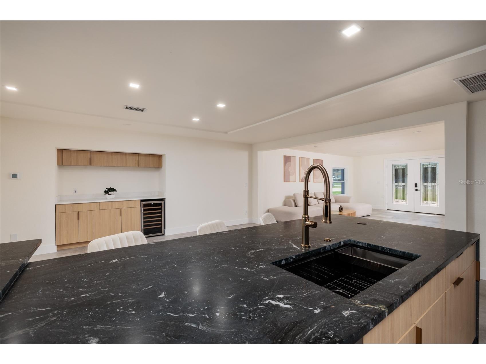412 Shore Drive E Oldsmar FL 34677 TB8512698 image9