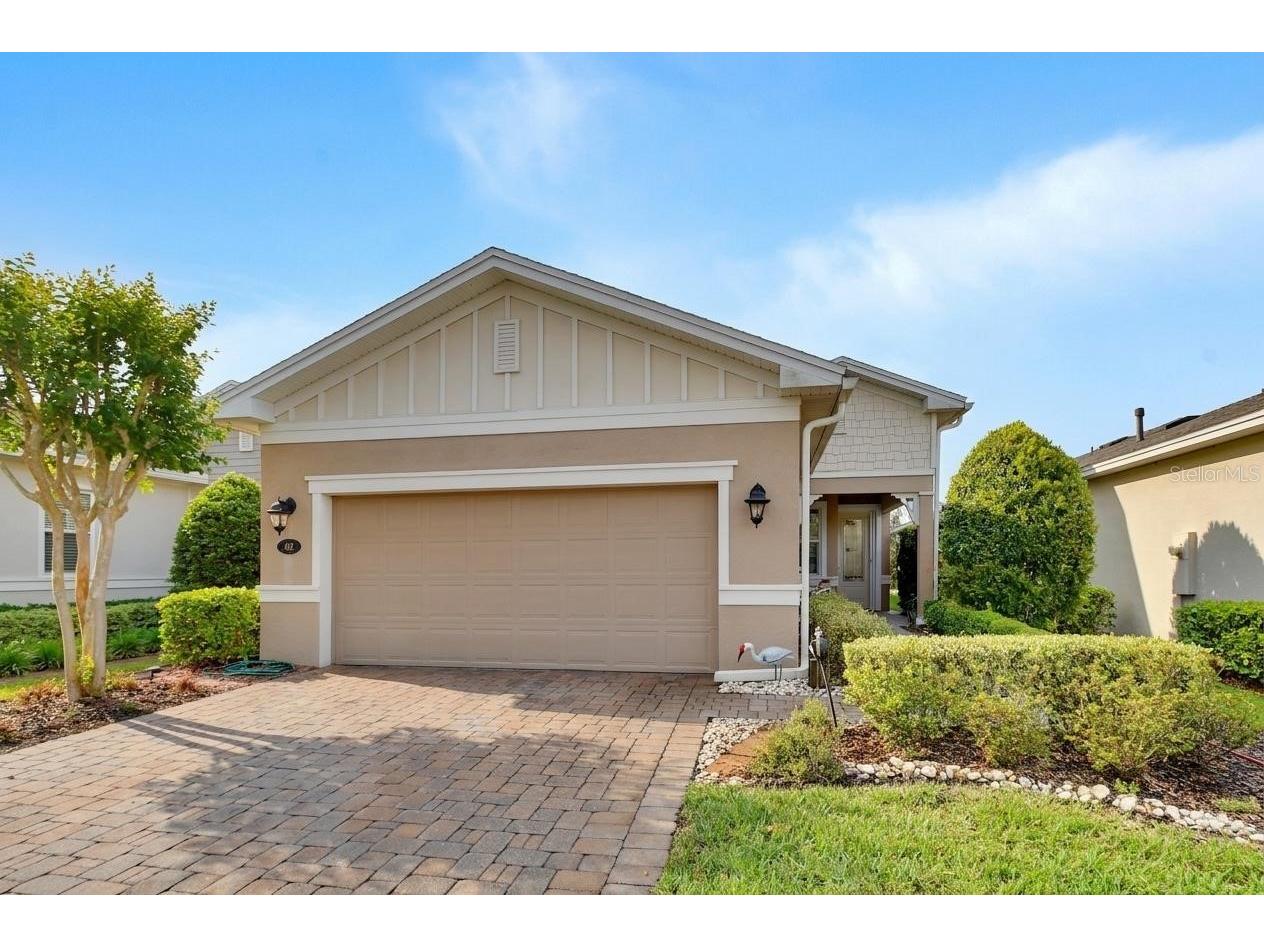 412 Tisbury Court Deland FL 32724 V4948420 image1