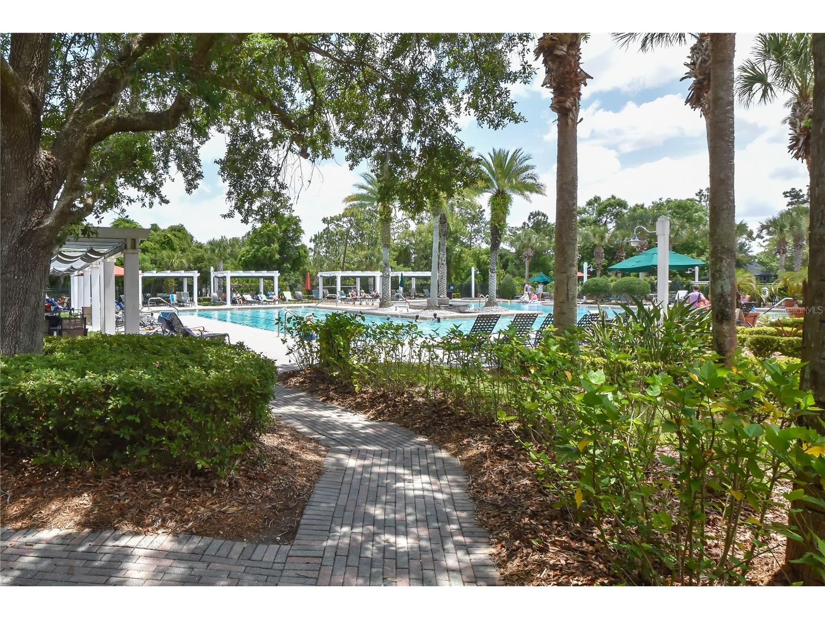 412 Tisbury Court Deland FL 32724 V4948420 image40