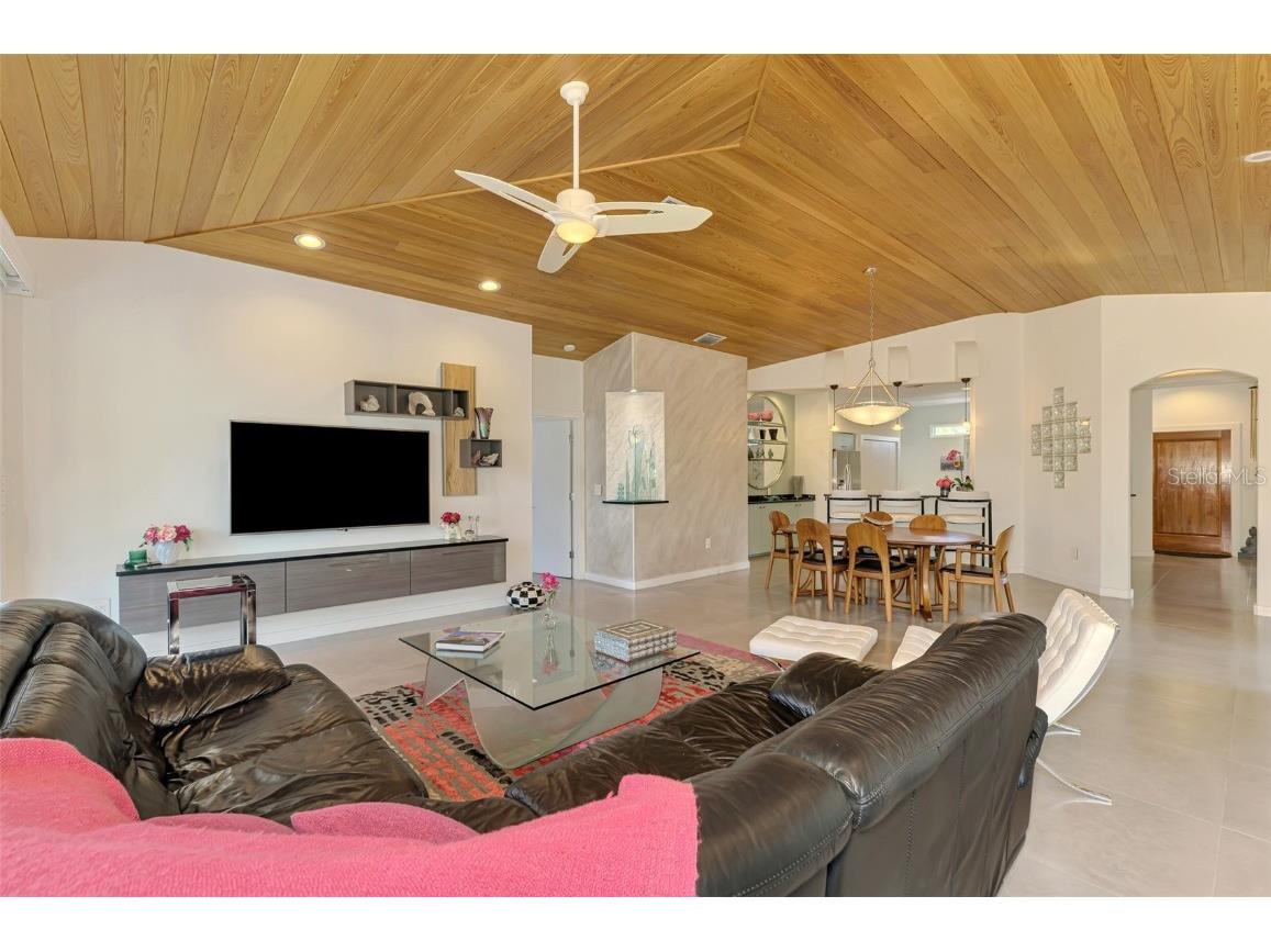 412 Treasure Boat Way Sarasota FL 34242 A4656961 image17