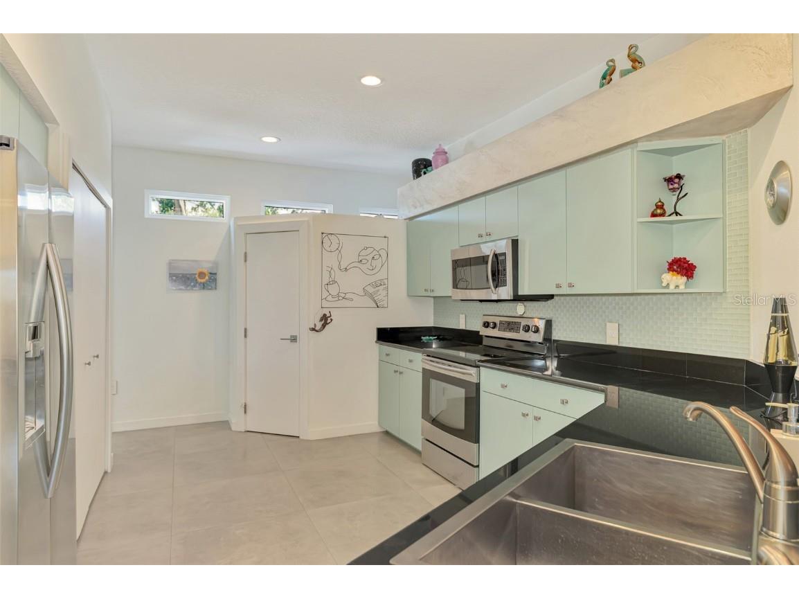 412 Treasure Boat Way Sarasota FL 34242 A4656961 image27