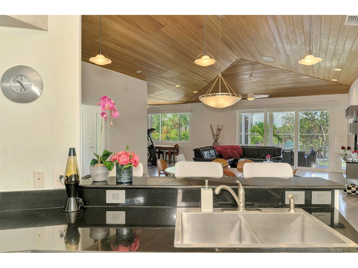 412 Treasure Boat Way Sarasota FL 34242 A4656961 image31