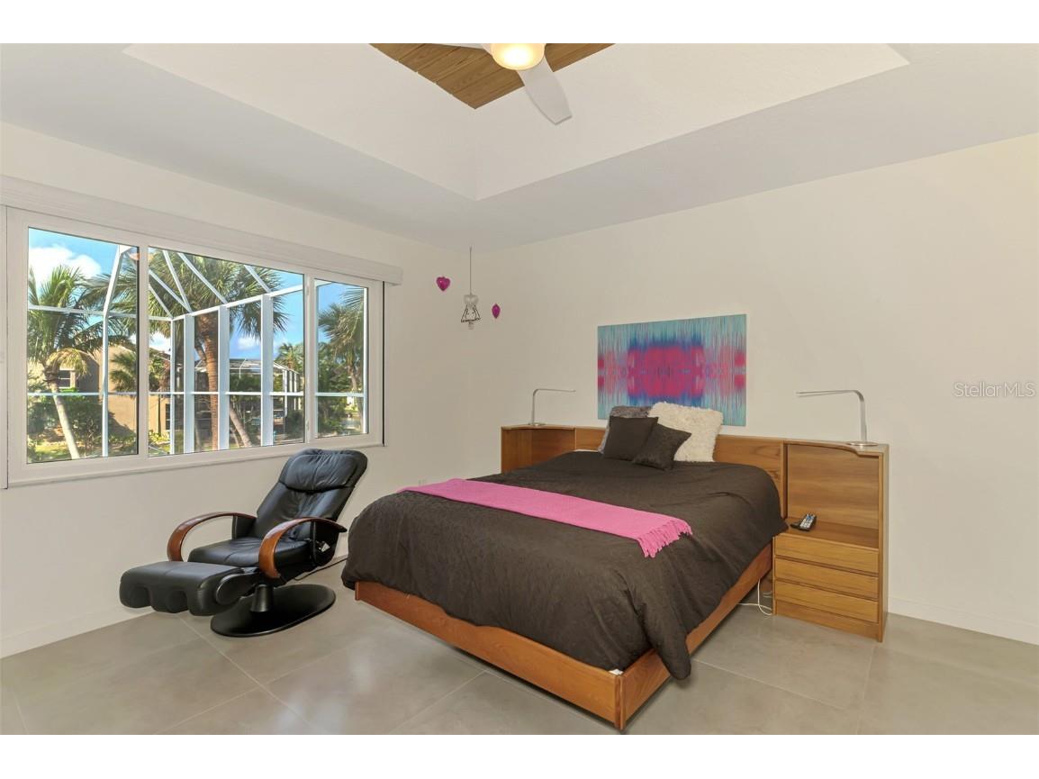 412 Treasure Boat Way Sarasota FL 34242 A4656961 image32