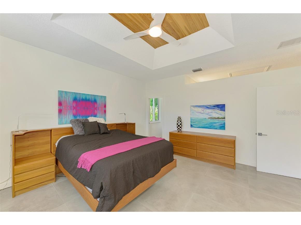 412 Treasure Boat Way Sarasota FL 34242 A4656961 image34