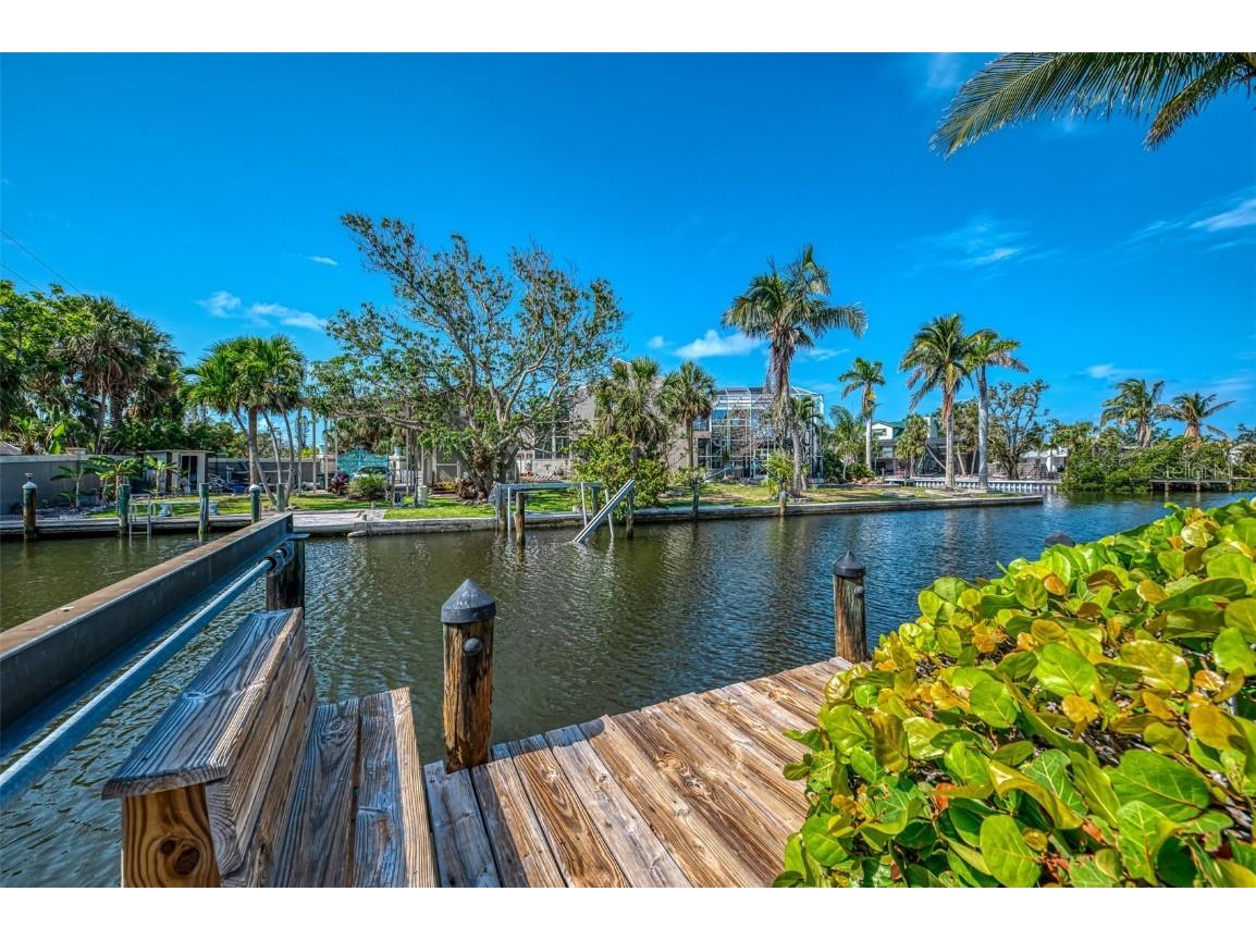 412 Treasure Boat Way Sarasota FL 34242 A4656961 image58