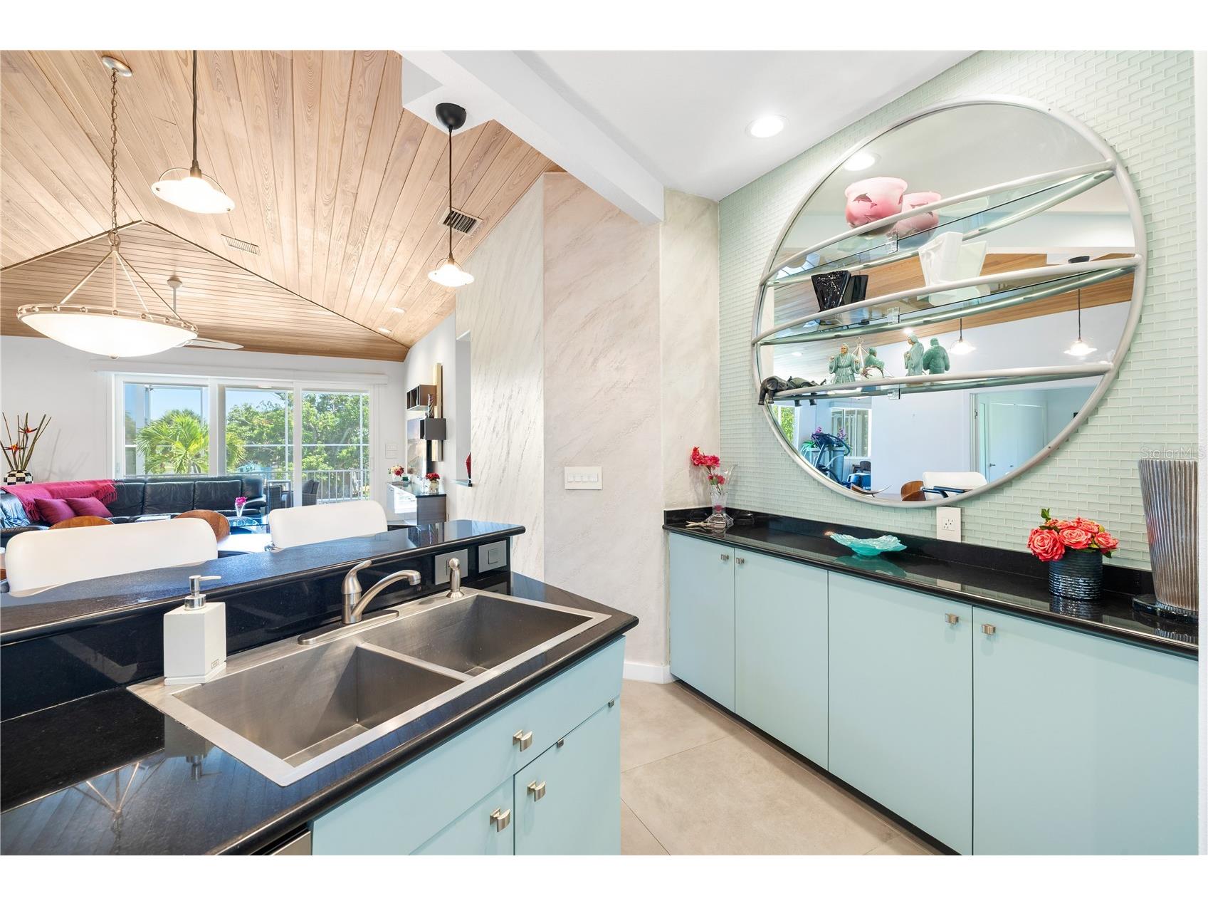 412 Treasure Boat Way Sarasota FL 34242 A4698813 image17