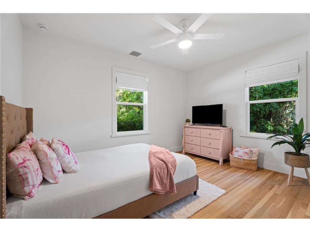 4120 Indian River Drive E Vero Beach FL 32963 TB8416665 image25