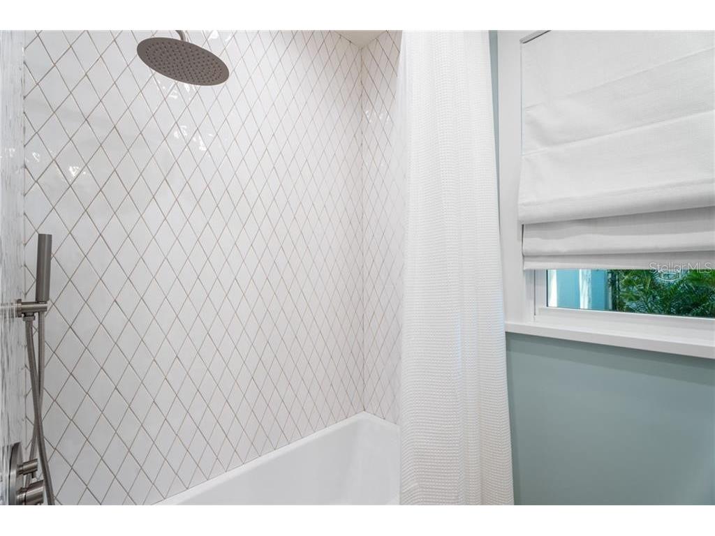 4120 Indian River Drive E Vero Beach FL 32963 TB8416665 image27