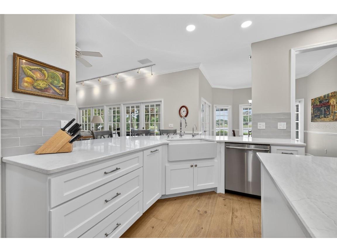 4121 Highland Park Circle Lutz FL 33558 TB8368468 image11