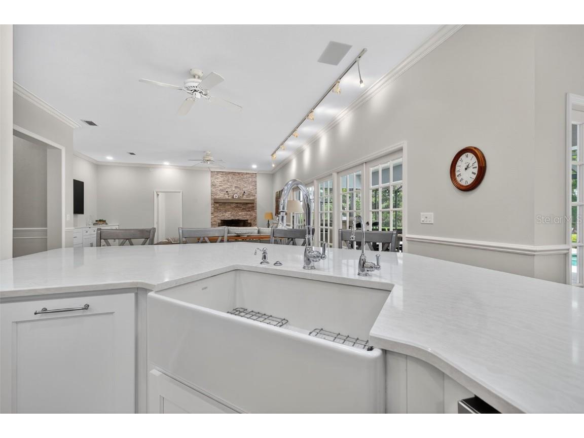 4121 Highland Park Circle Lutz FL 33558 TB8368468 image12